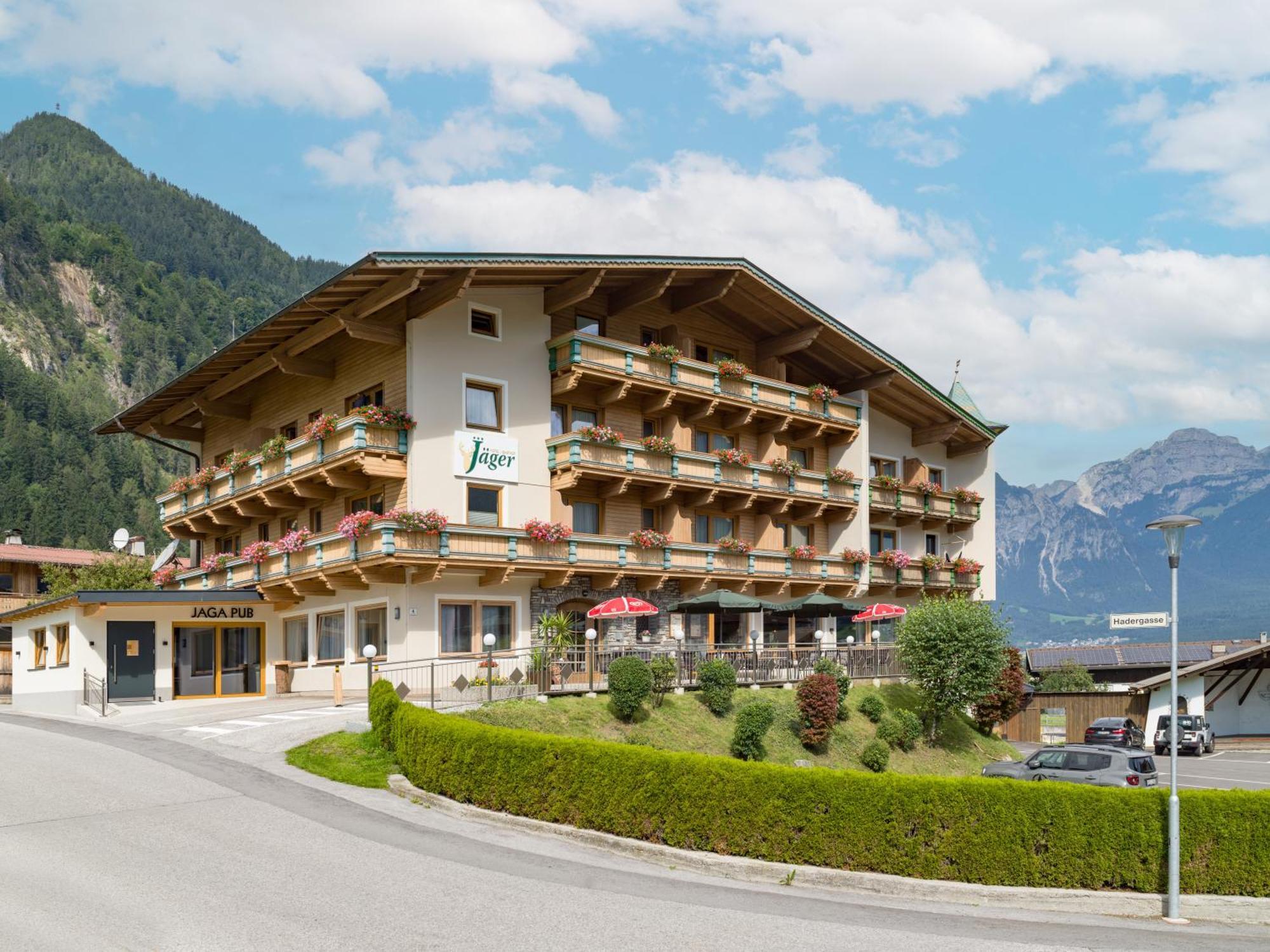 Hotel Gasthof Jaeger Zillertal Schlitters Exterior foto