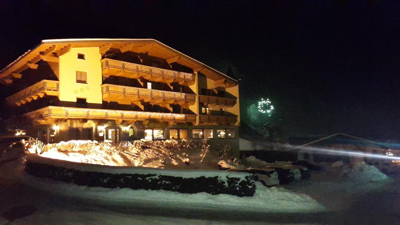 Hotel Gasthof Jaeger Zillertal Schlitters Exterior foto